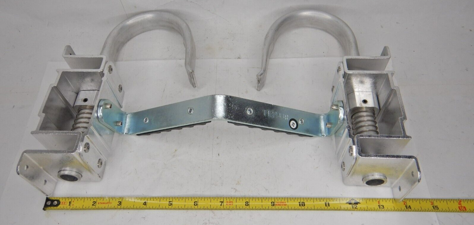 Cable Hook And V Rung Assembly Aluminum for Fiberglass Extension Ladder Pole