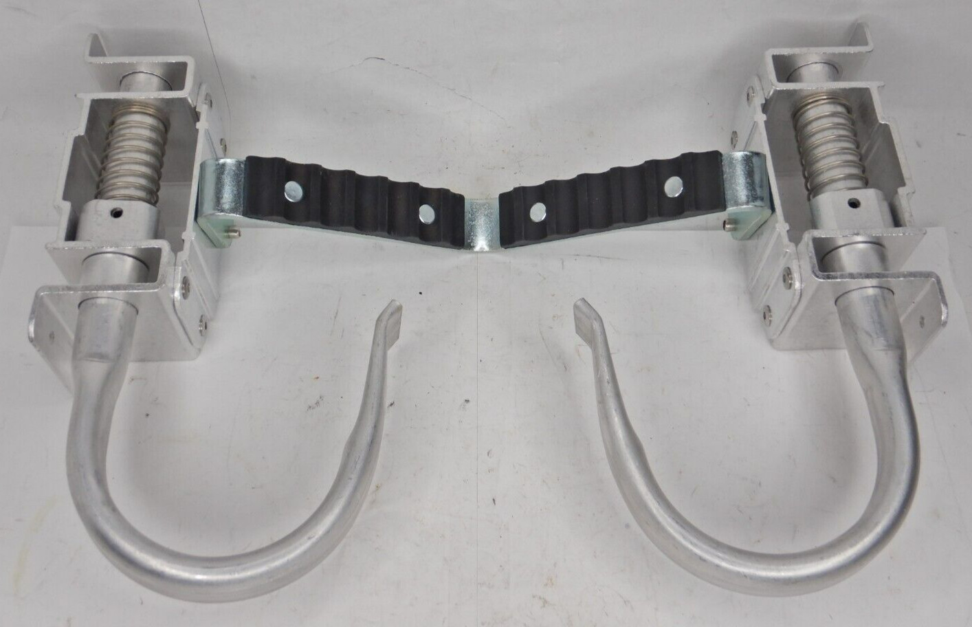 Cable Hook And V Rung Assembly Aluminum for Fiberglass Extension Ladder Pole