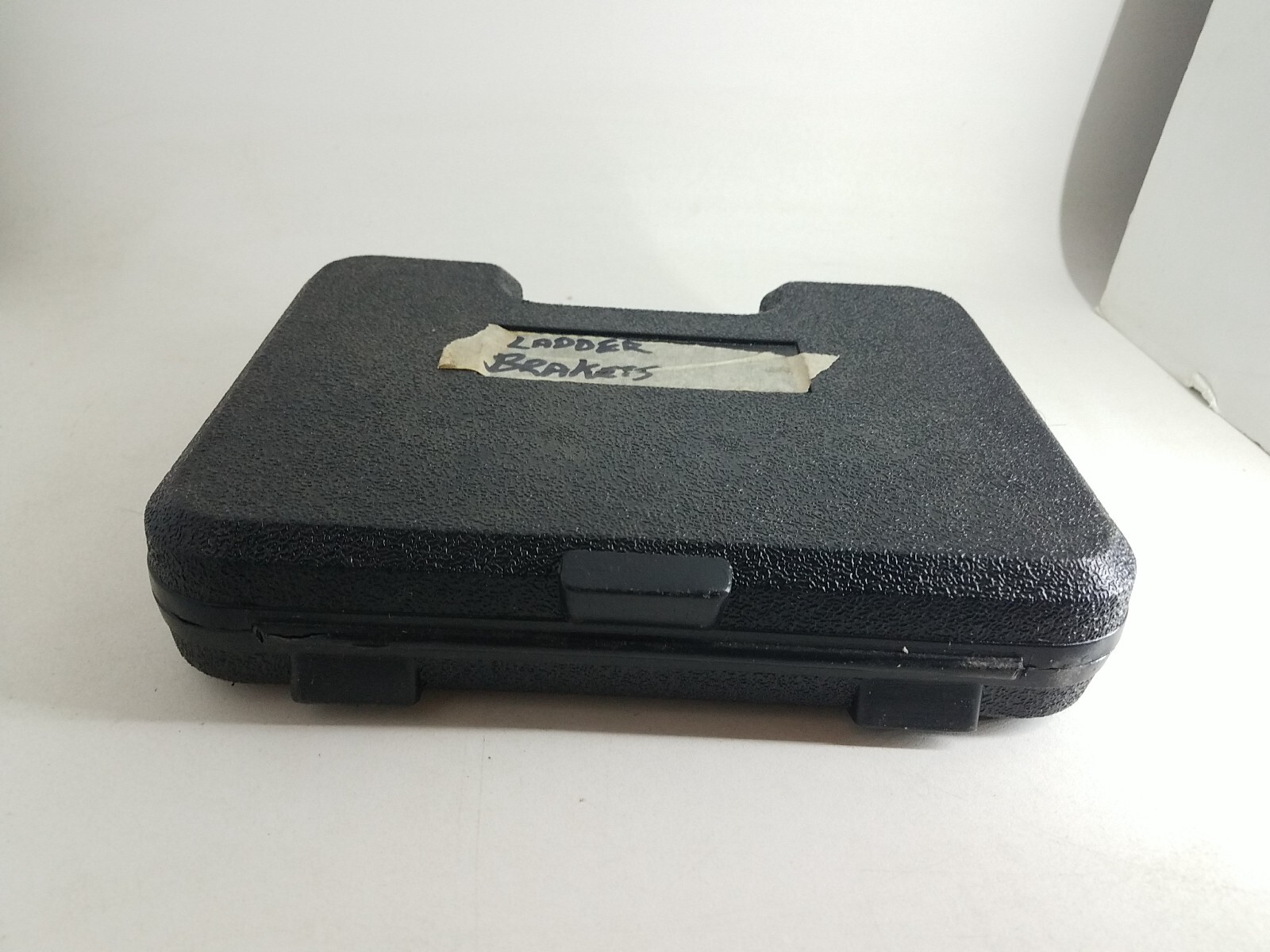 Gorilla Ladder Bracket Set With Case And Tools