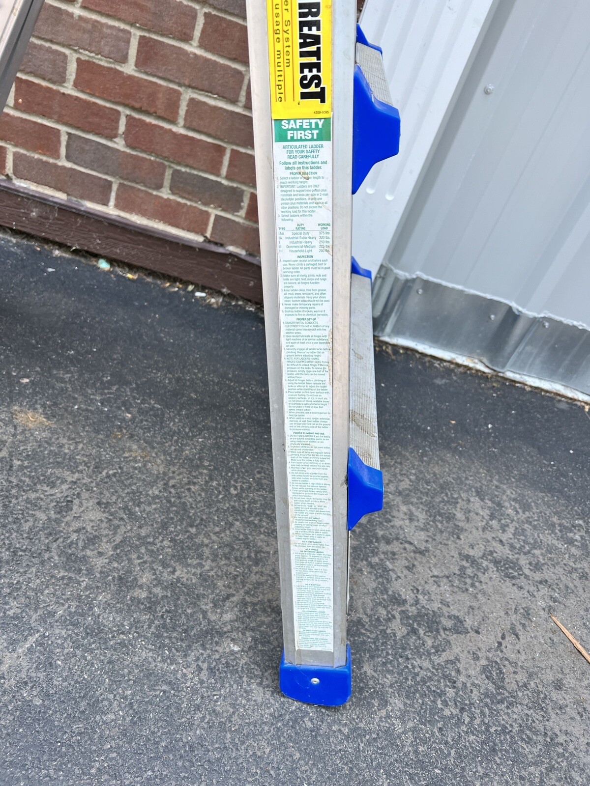 Cosco 20-213-TIAW1N Multi-Use Ladder 13ft Converts To Step Stool 300 Lb Max
