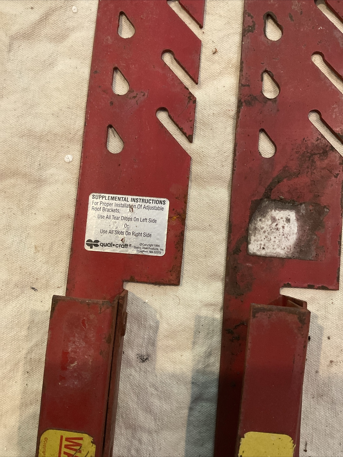 Qual Craft 10 In. Adjustable Roof Bracket (2 Brackets Included) Preowned Shingle