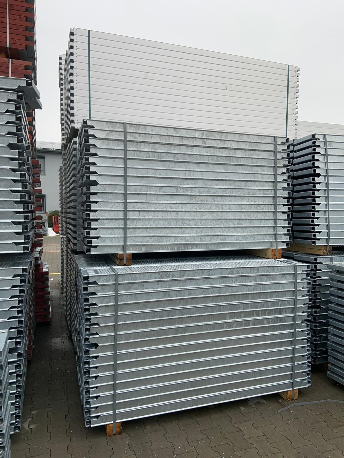 CHEAP 104 m2 scaffolding access 2.5 m scaff 74 steel scaffolding