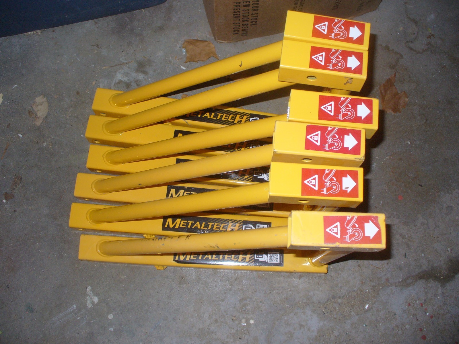 6 MetalTech Scaffolding Brackets *please read*