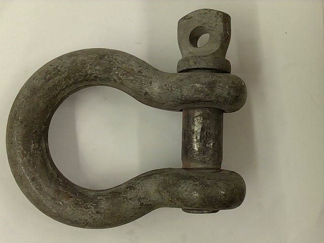 CHICAGO 6-1/2 Ton Screw Pin Anchor Shackle, 7/8” Galvanized Steel, M (SNP057532)