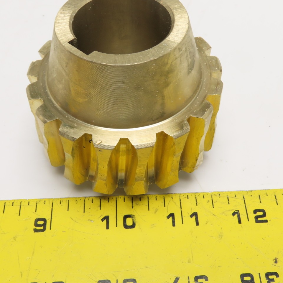 Brass Helical Drive Gear 35mm Bore 76mm OD 17 Tooth 64mm Long