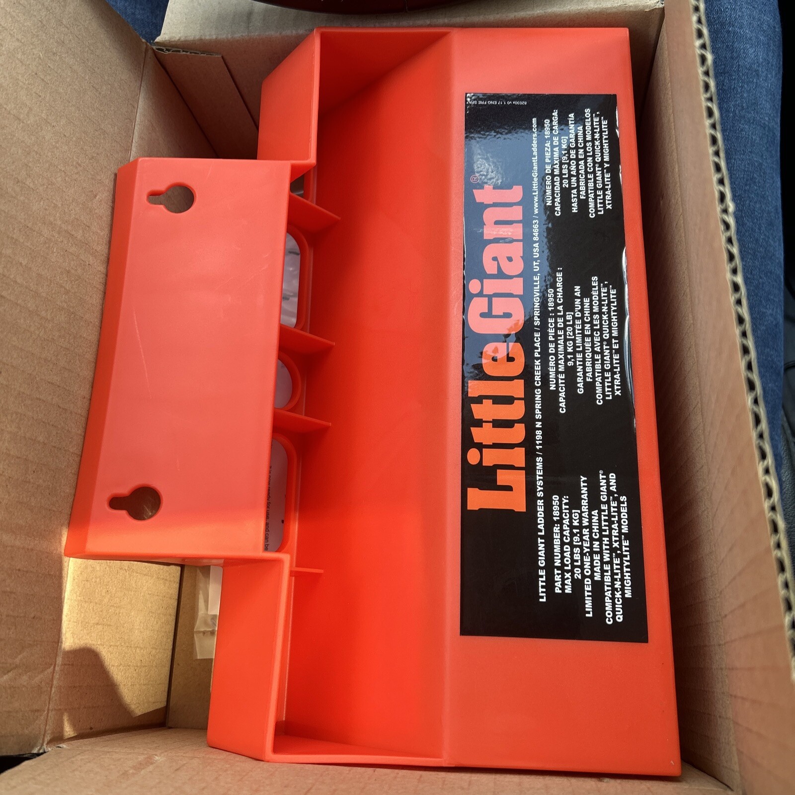 NIB LITTLE GIANT LADDER SYSTEM CLIMB ON VERTICAL ORGANIZER #18950 20 LB CAPACITY