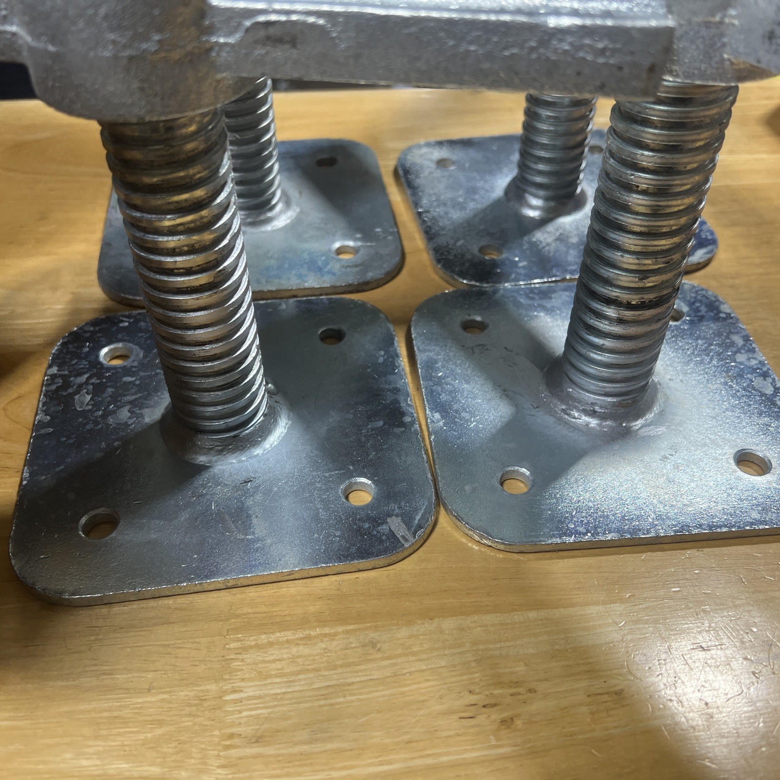 Metaltech I-IBSJP12H4 Leveling Jack Pack of 4