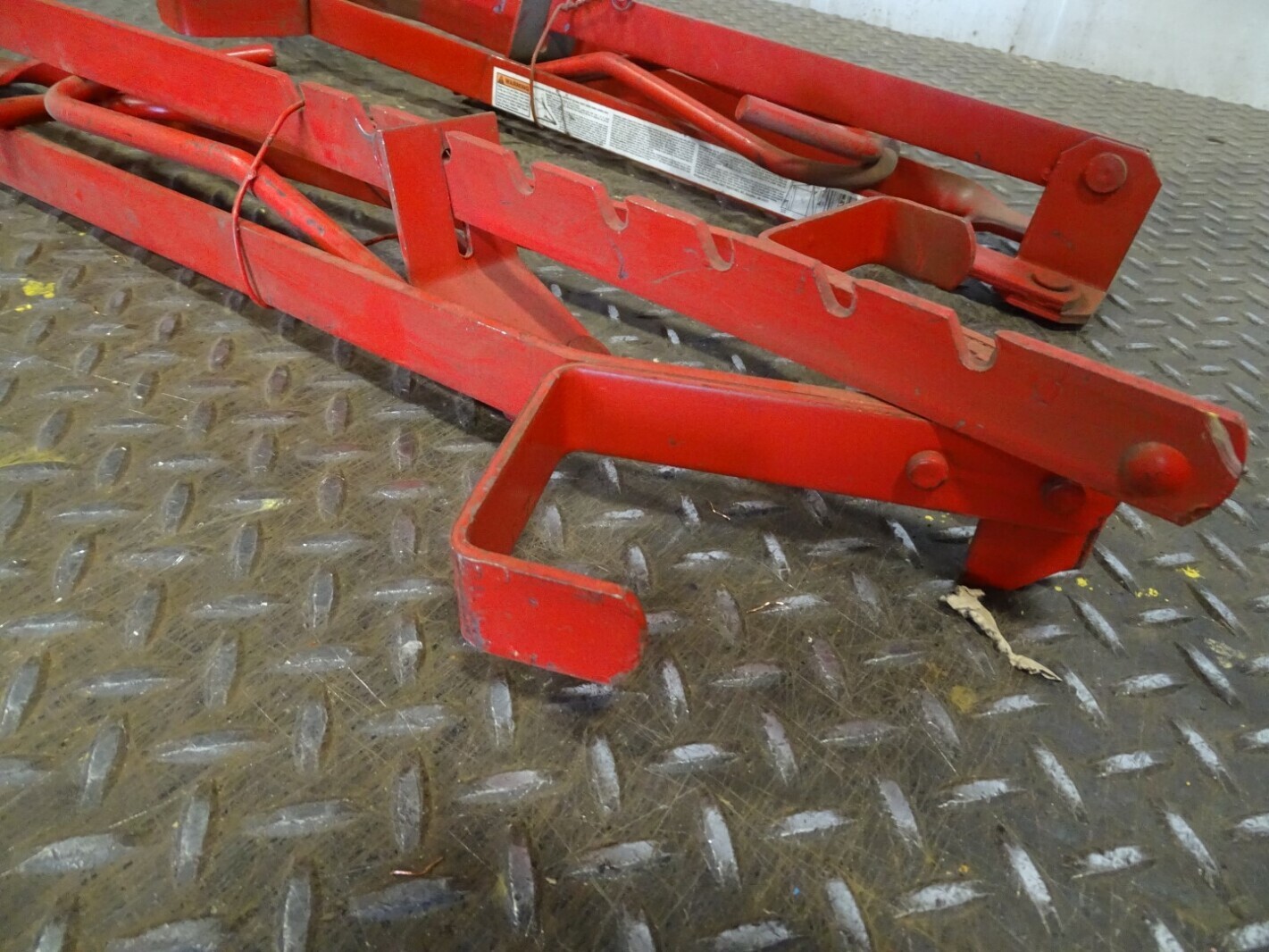 Qual-Craft Pair of Side Rail Ladder Jacks , Model 2400