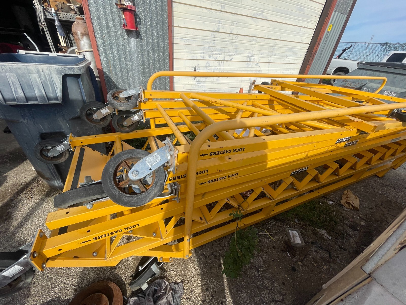 BIRD LADDER BY GRANITE INDUSTRIES TRANSIT BUS SCAFFOLDING