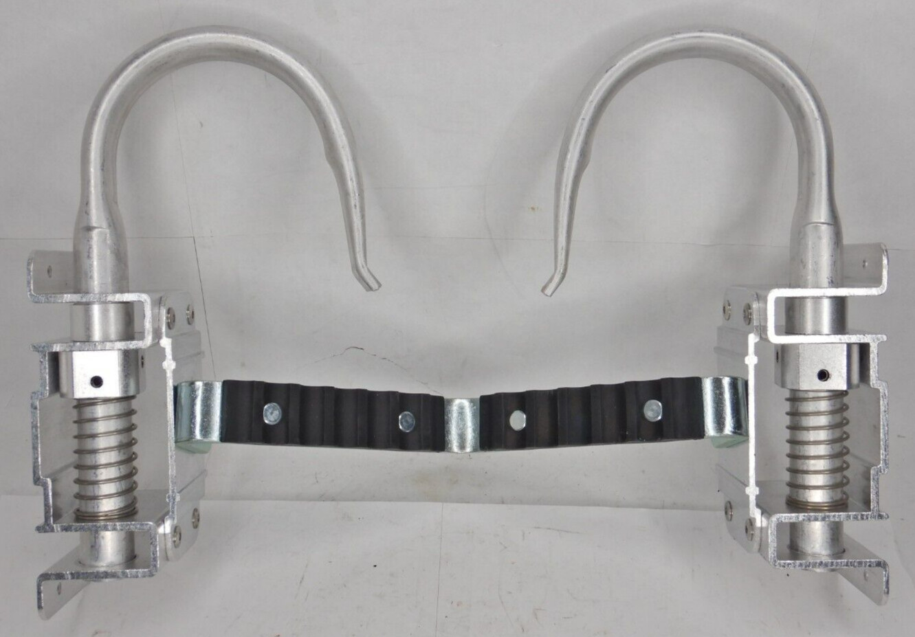 Cable Hook And V Rung Assembly Aluminum for Fiberglass Extension Ladder Pole