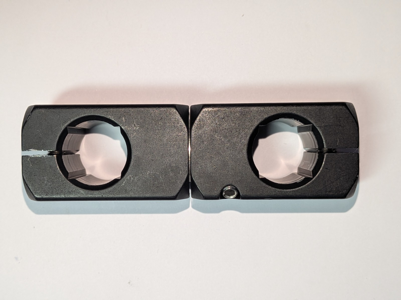 JW WINCO Twistable Mounting Two-Way Clamp 475-B20-B20-ELS Anodized Aluminum
