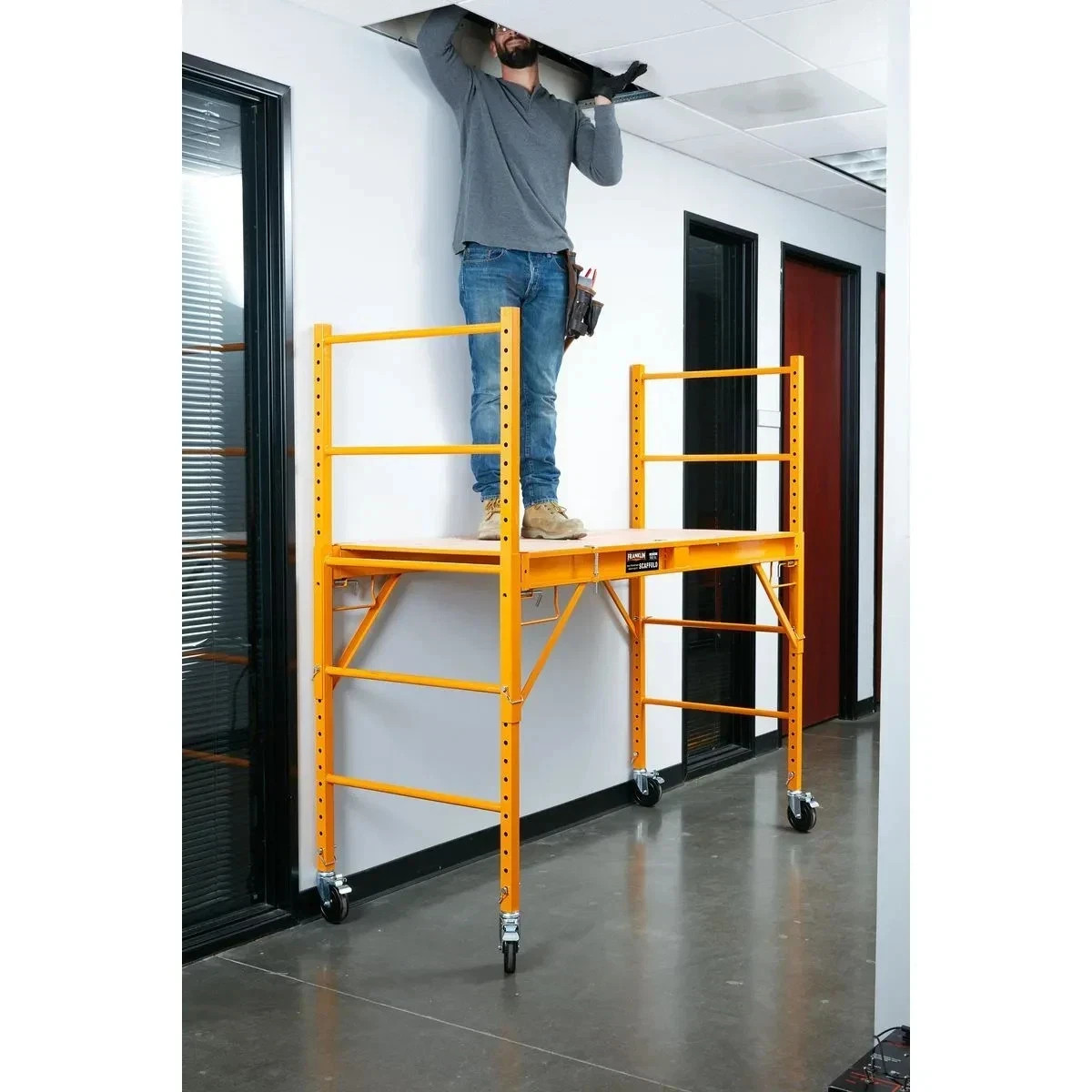 900 lb.Heavy Duty Capacity Multipurpose Rolling Scaffold Platform