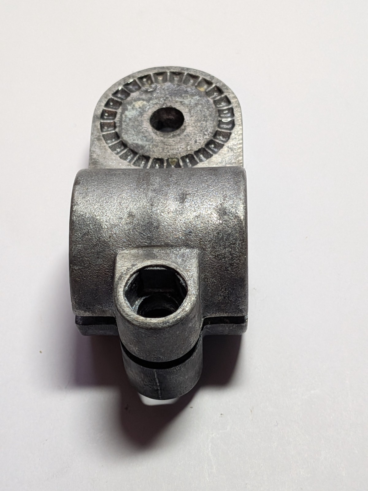 KIPP Tube Clamp Swivel Half Aluminum T-piece Sunken Teeth K0486.520 20mm ID