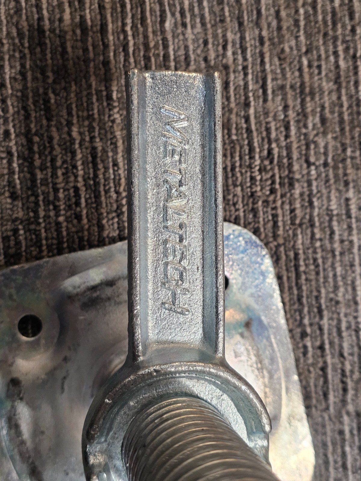 Metaltech M-MBSJP24 Adjustable Leveling Jack with Plate, Steel, Galvanized