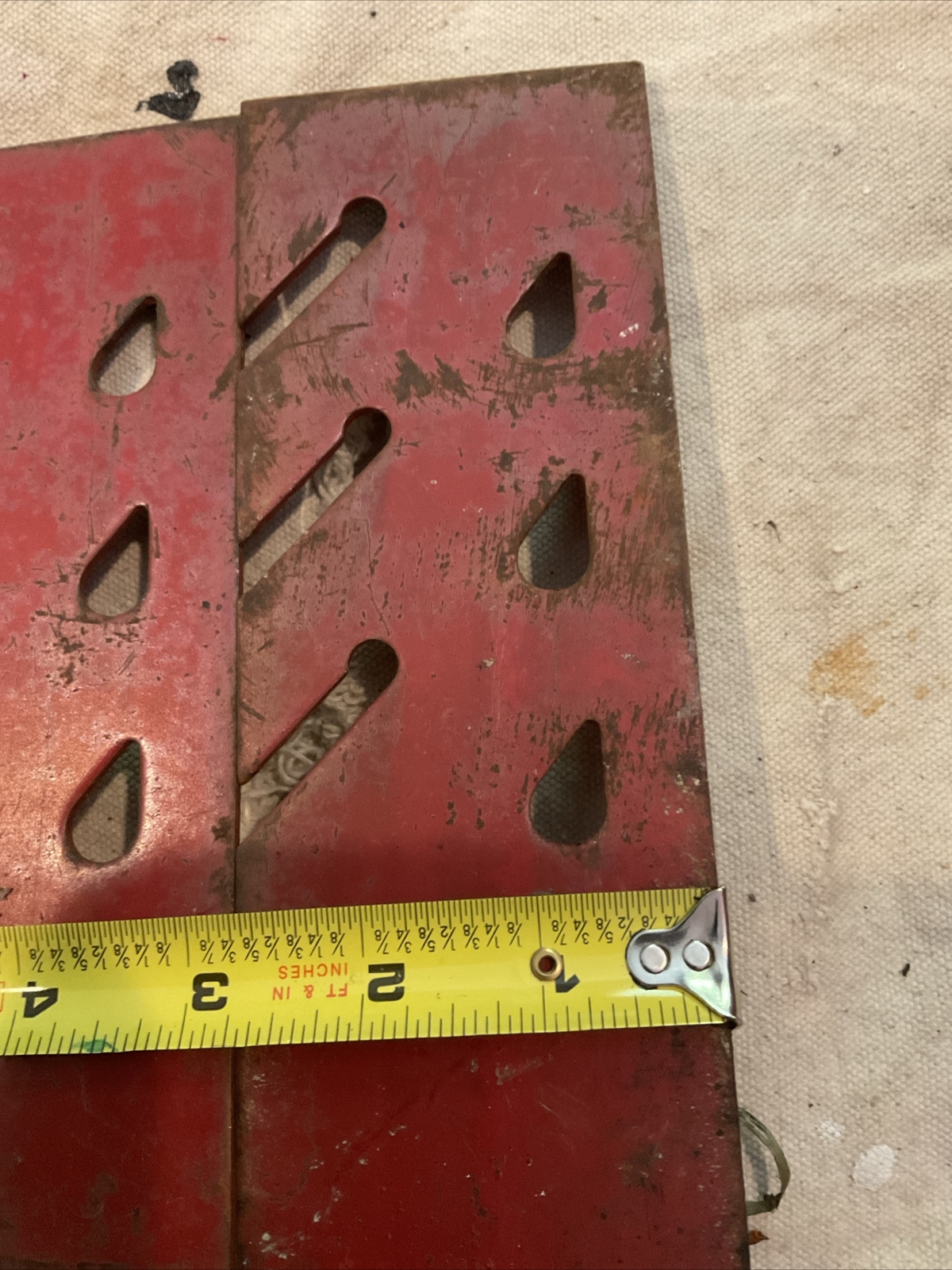 Qual Craft 10 In. Adjustable Roof Bracket (2 Brackets Included) Preowned Shingle