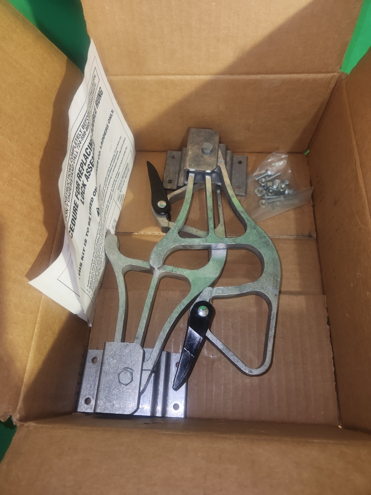 Werner Extension Ladder Round Rung Lock Kit 28-9 7100-2 MK5-MK9