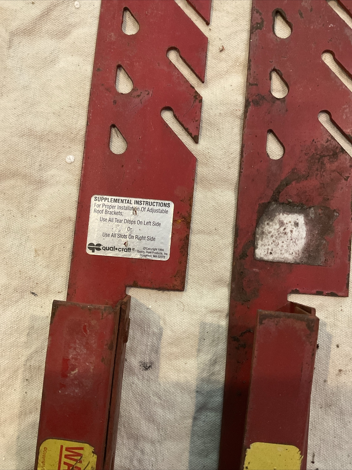 Qual Craft 10 In. Adjustable Roof Bracket (2 Brackets Included) Preowned Shingle
