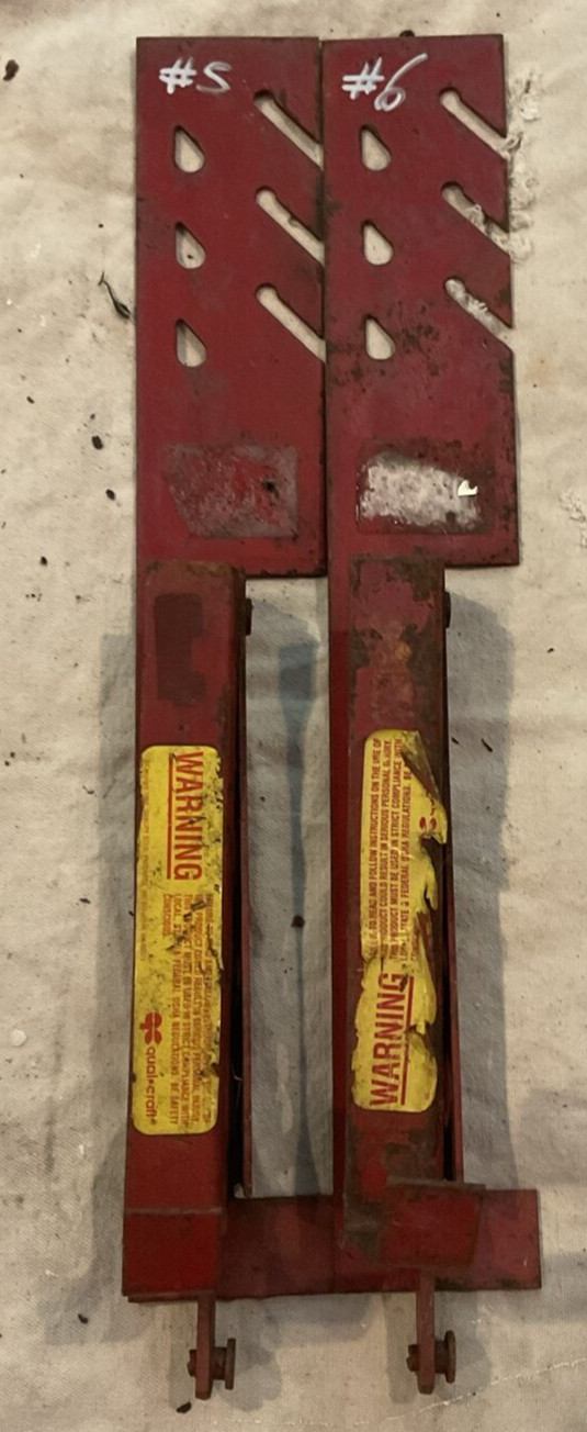 Qual Craft 10 In. Adjustable Roof Bracket (2 Brackets Included) Preowned Shingle