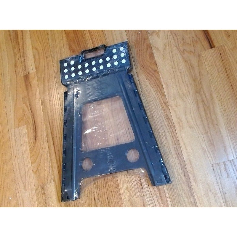 Step Ladder – Black Foldable , BRAND NEW IN PACKAGE