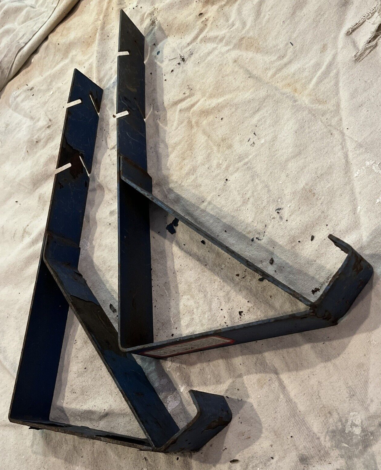 Qual-Craft Blue Steel Fixed Roof Bracket, Set Of 2 Paint Missing Label Damaged