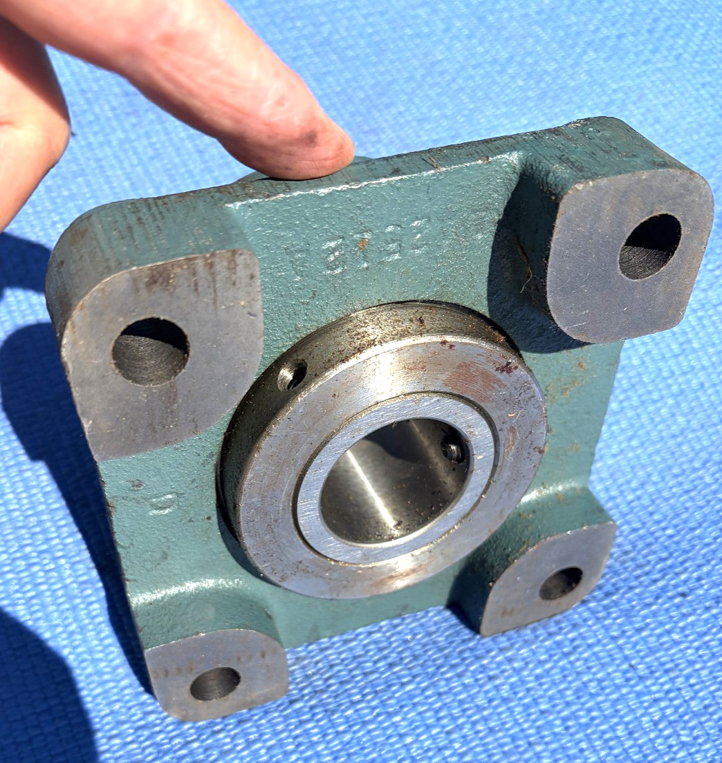 Dodge AA2512A Type E-Xtra 4-Bolt Flange Bearing 1-1/2″ Bore Unused