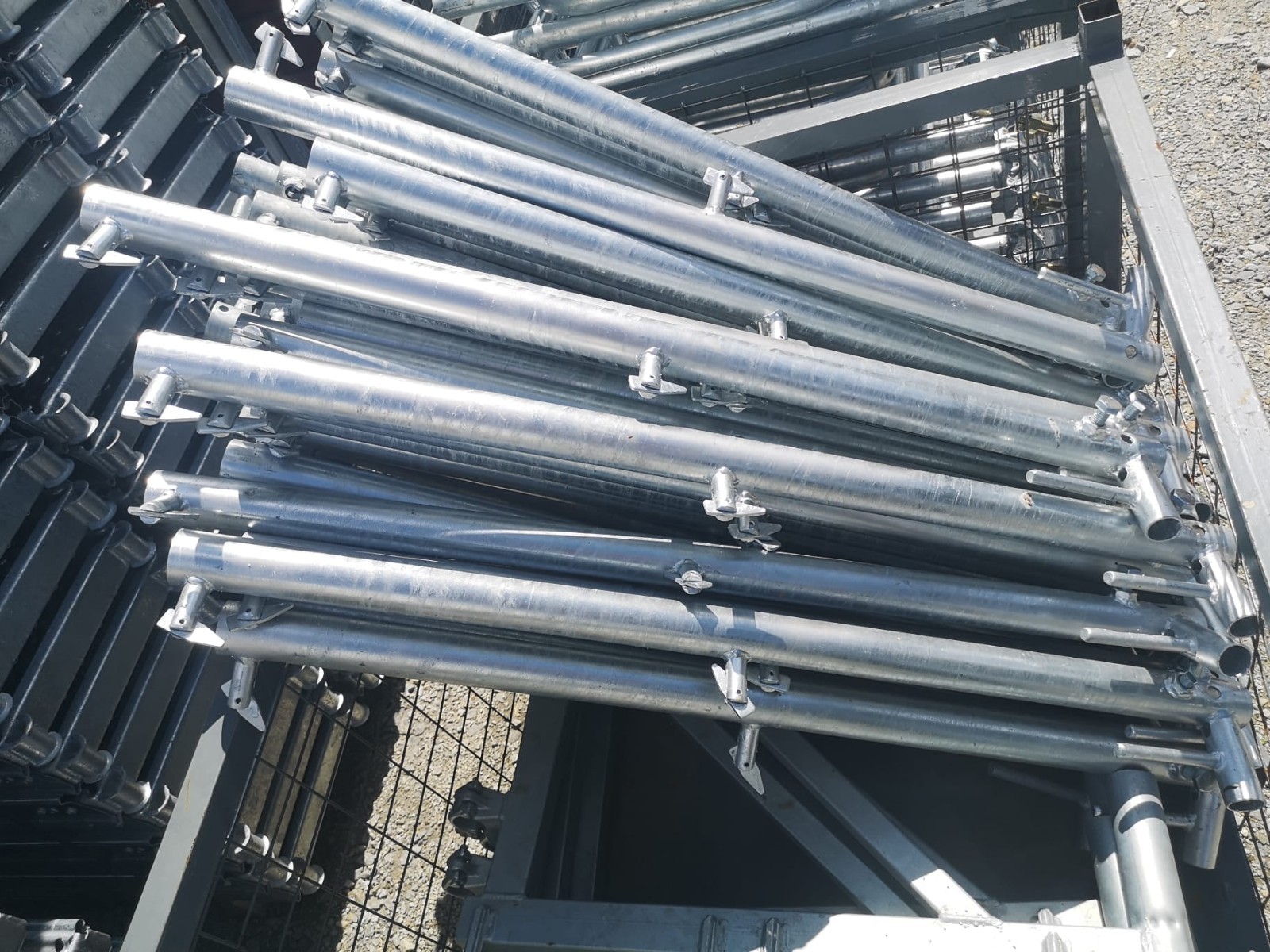 Scaffolding scaffolding scaffold 74 655,20 sqm steel scaffolding wooden floor
