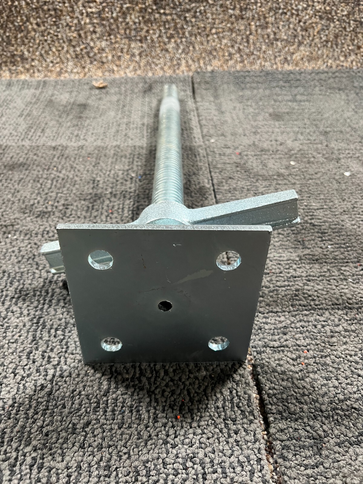 KM01 BPLJBH A22SS550 Scaffolding Screw Base Jack Silver 24 Inches High
