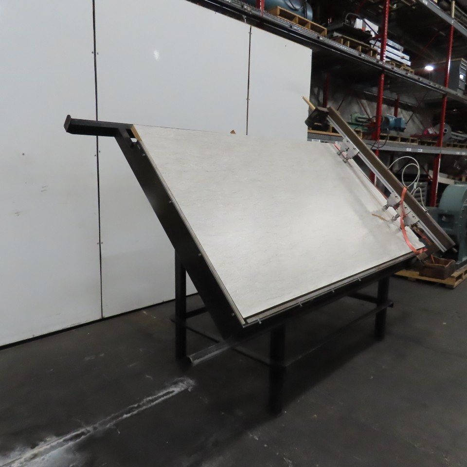 Custom Fab 8′ x 52″ Face Frame Assembly A Frame Table 5 Pneumatic Clamps