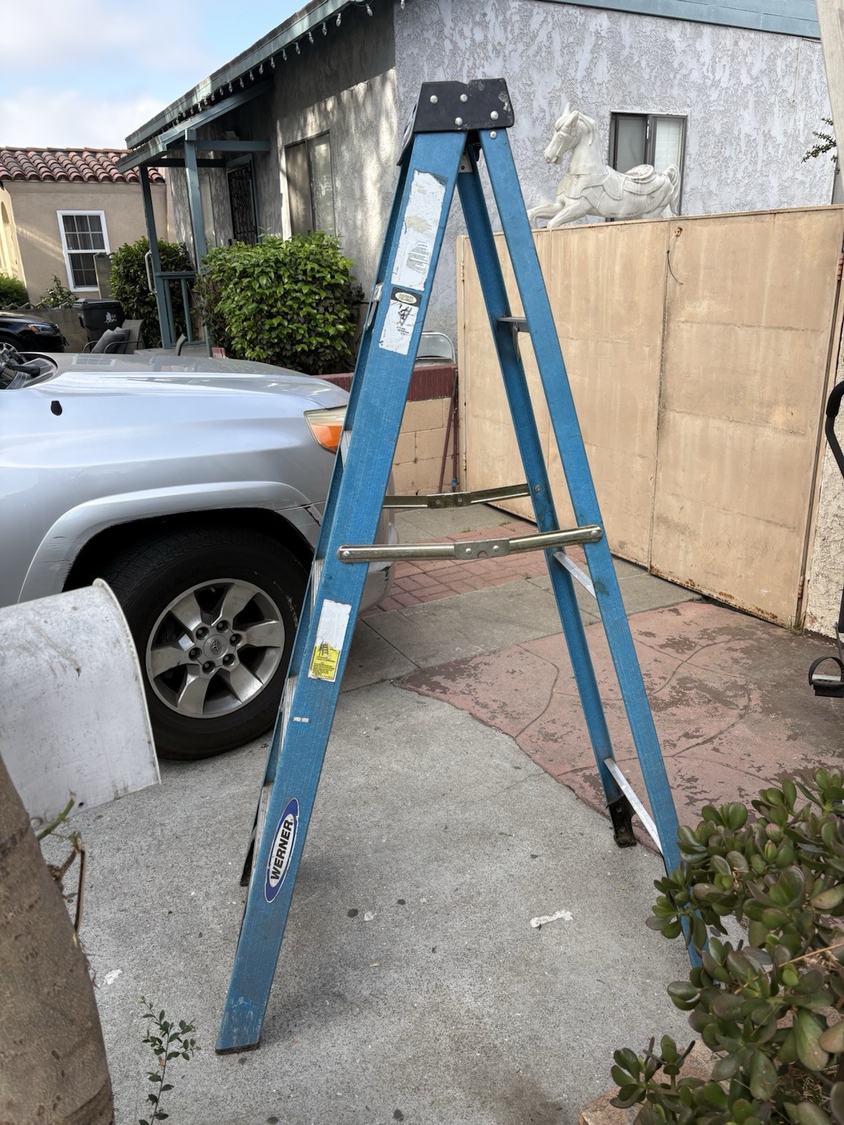 Werner Fiberglass Blue Folding Step Ladder – Werner Step Ladder Model