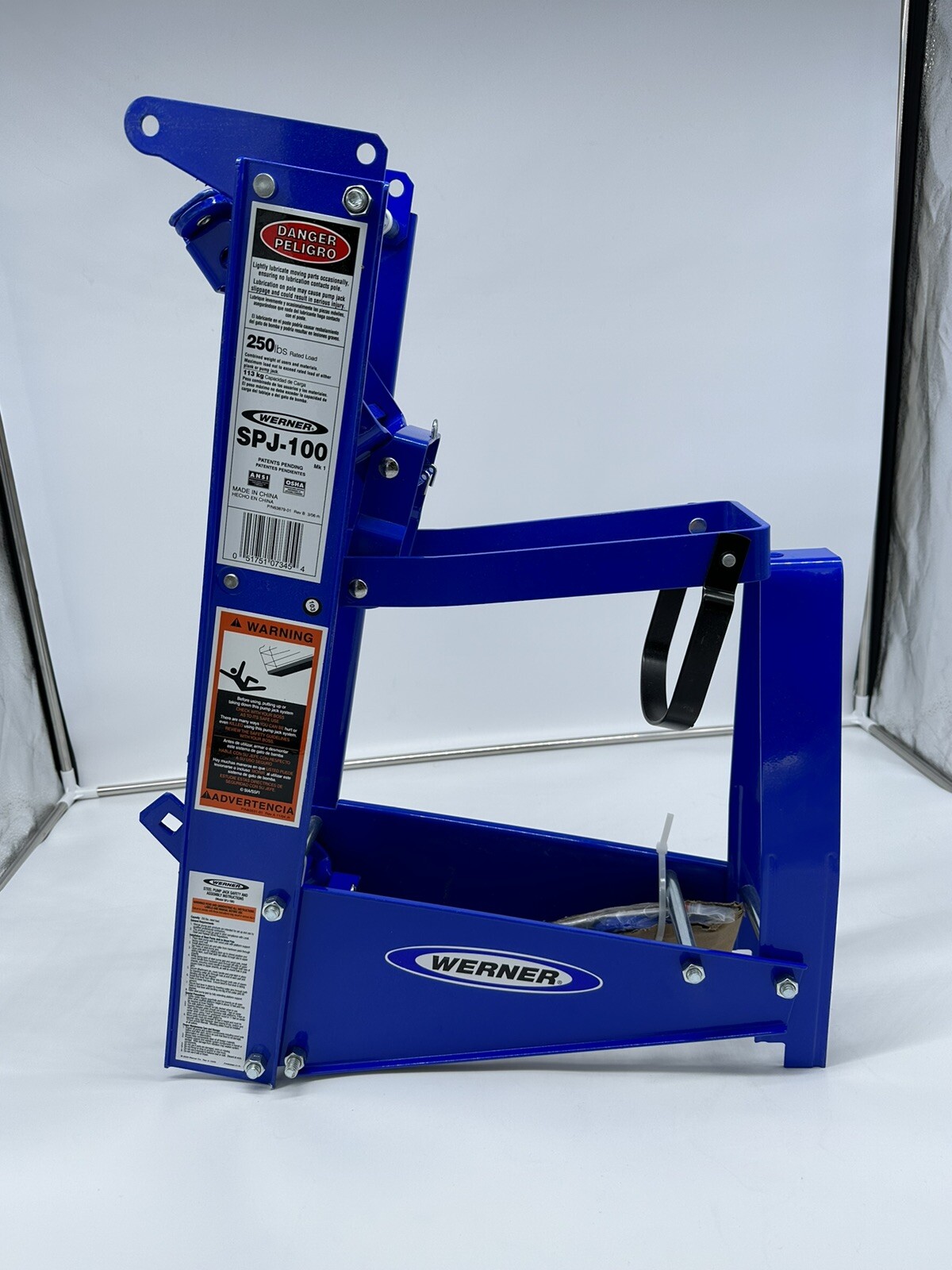 Pump Jack Durable Steel Pole Track System 24″ Wide Plank Scaffolding Performance