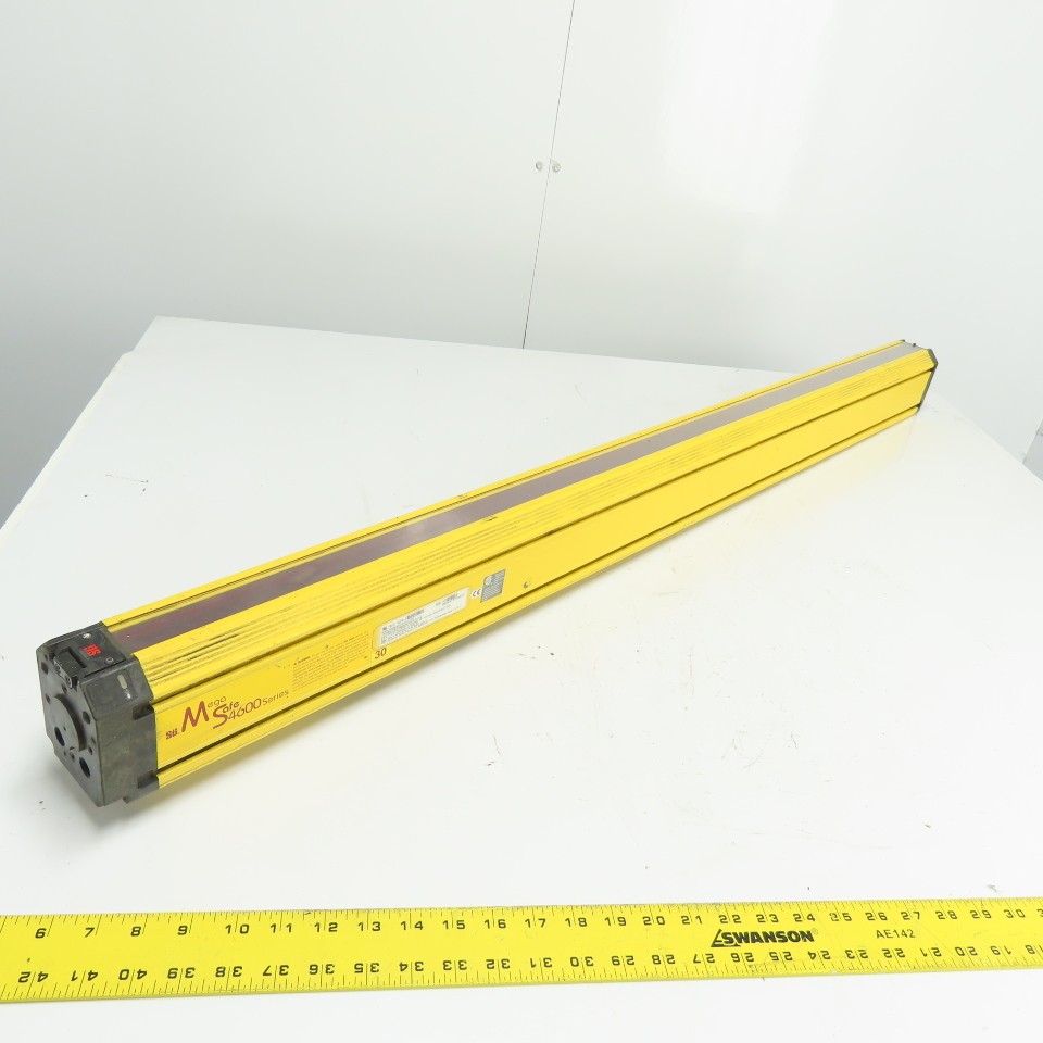 STI MG46-30-1215-X-A1-FD2 MegaSafe 4600 Safety Light Curtain Transmitter 85-137V