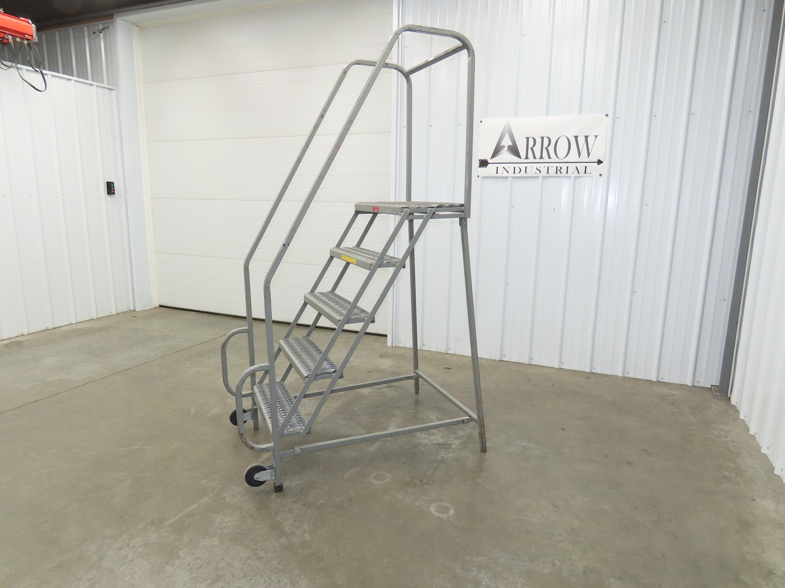 PW Platforms N/A Rolling Ladder 5 Step 14″ Work Platform 50″ Top Step