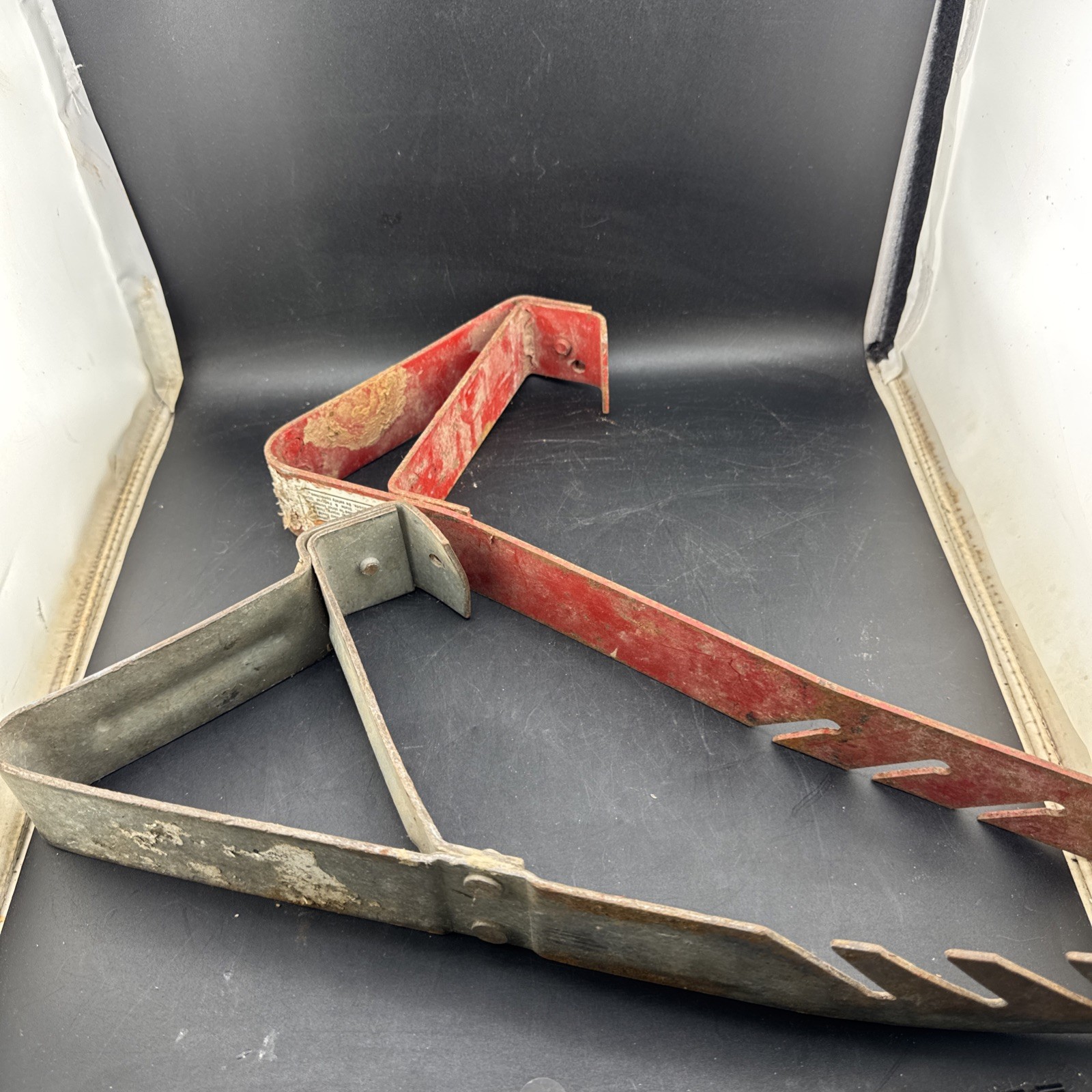 Qual-Craft Steel Fixed Roof Bracket Set of 2