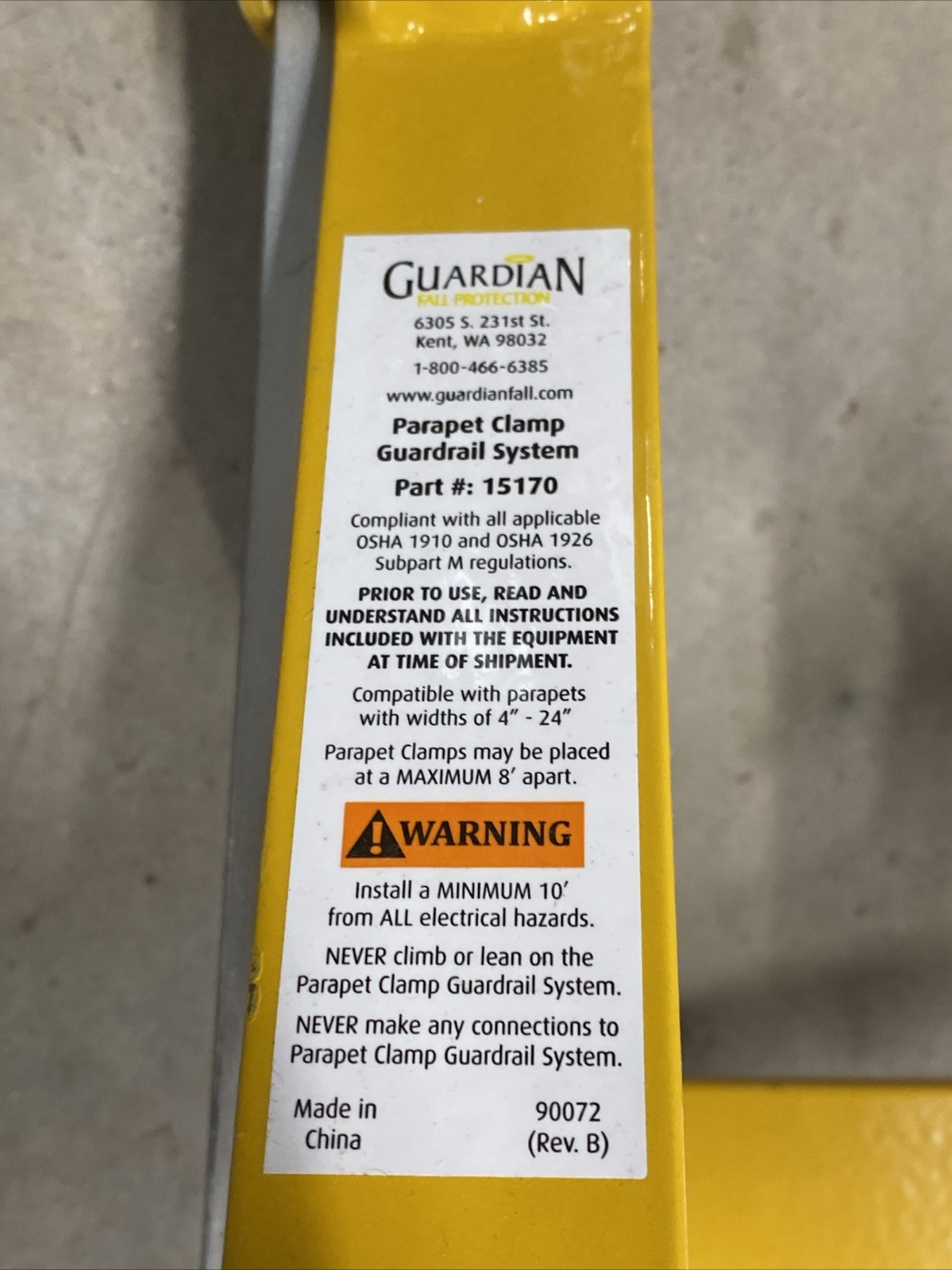 Guardian Fall Protection 15170 Parapet Clamp Guardrail System – SET**