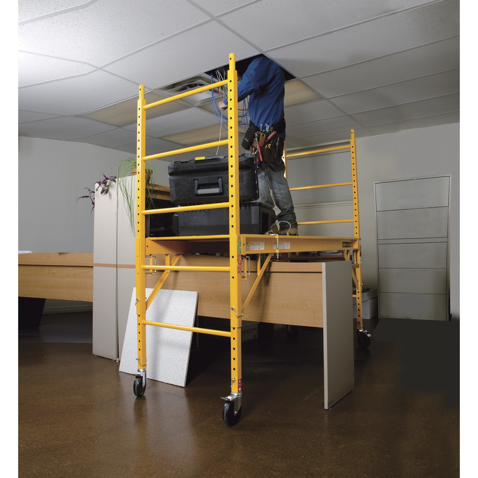 Metaltech Multipurpose Maxi Square Baker-Style Rolling Scaffold Tower Package,