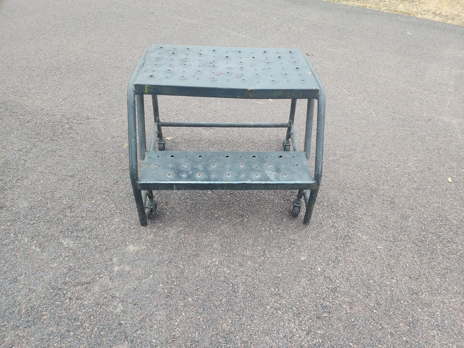 2 Step Rolling Metal Warehouse Ladder/Steps