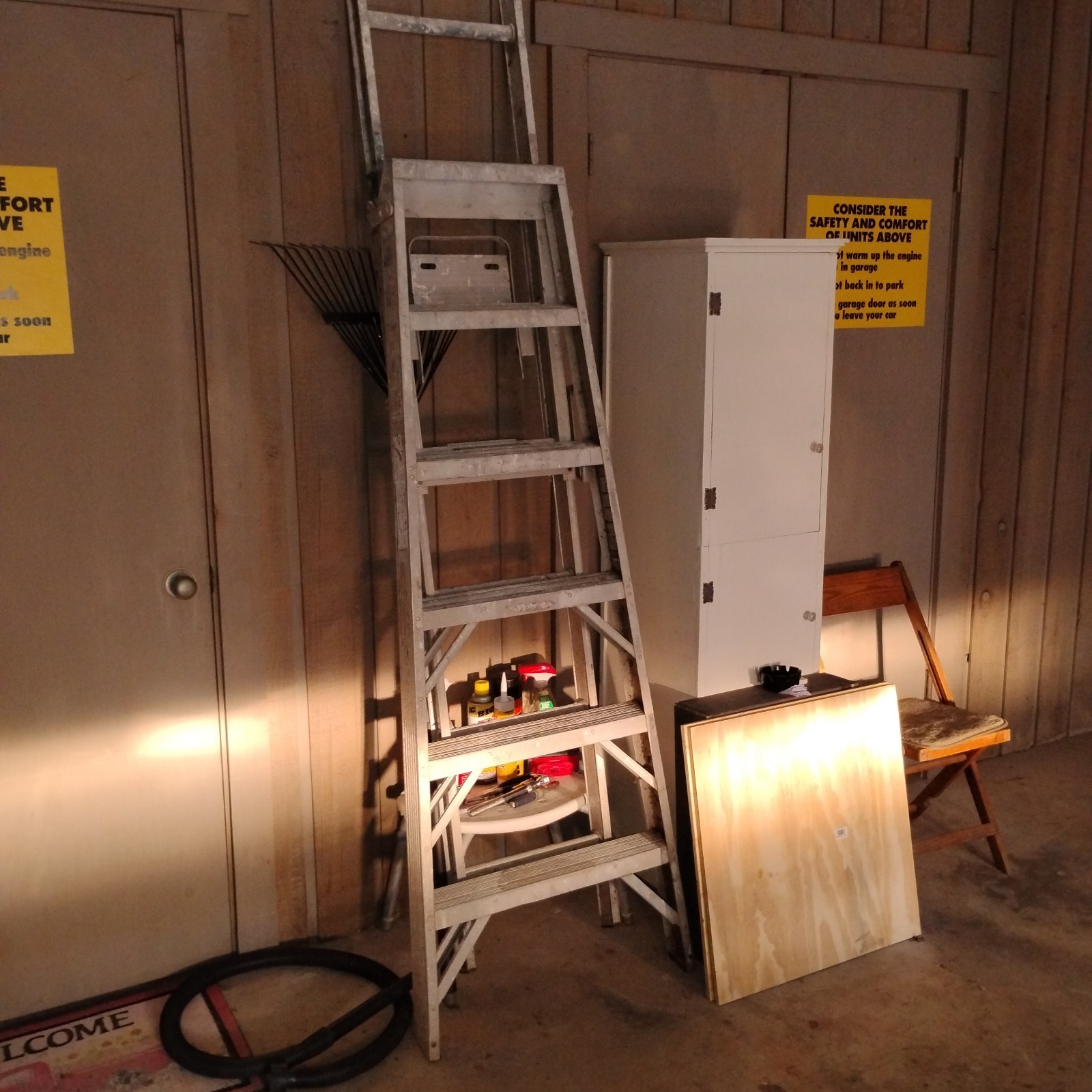 Werner C571 Aluminum Step Ladder, Silver, Model/MPN C571