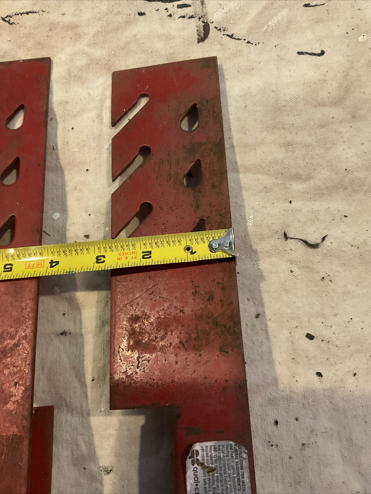 Qual Craft 10 In. Adjustable Roof Bracket (2 Brackets Included) Preowned Shingle
