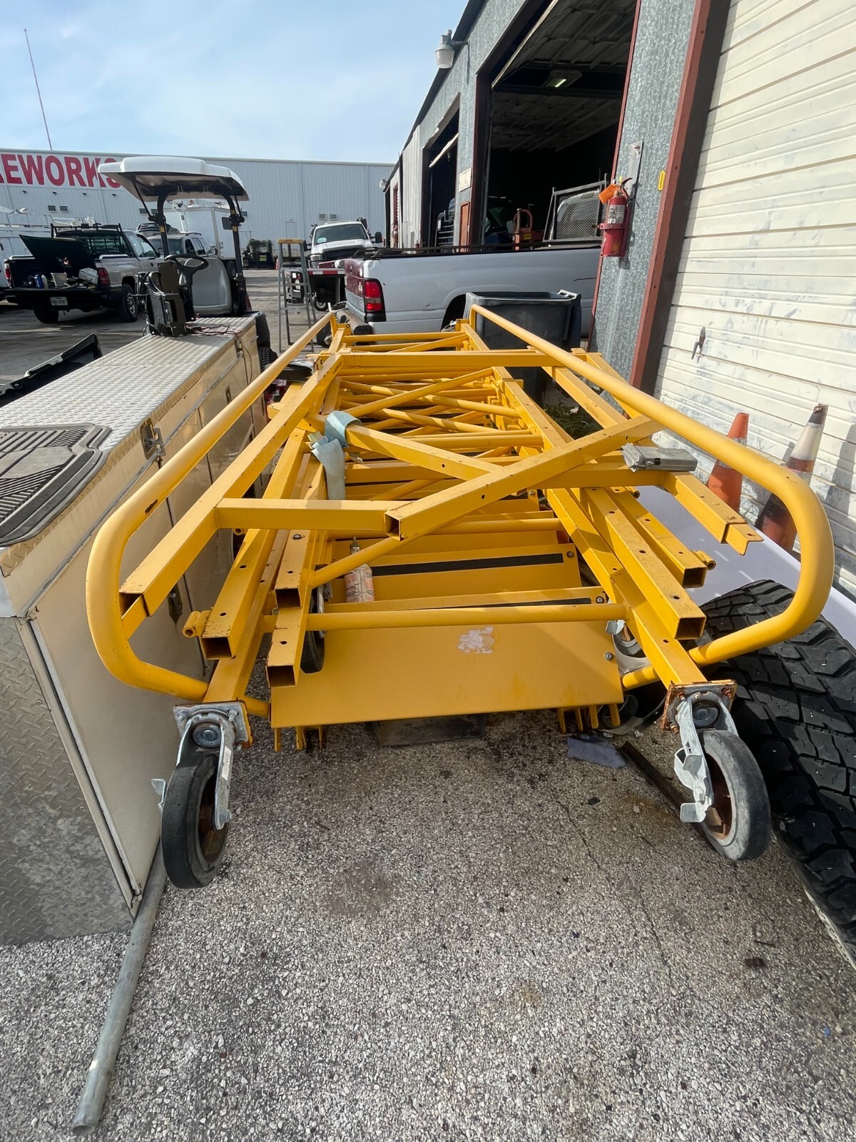 BIRD LADDER BY GRANITE INDUSTRIES TRANSIT BUS SCAFFOLDING