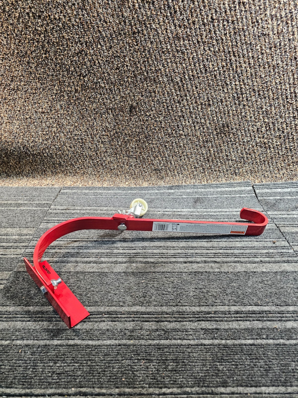 (QTY 2) Qualcraft 2481 Steel Powder-Coated Red Weather-Resistant Ladder Hook