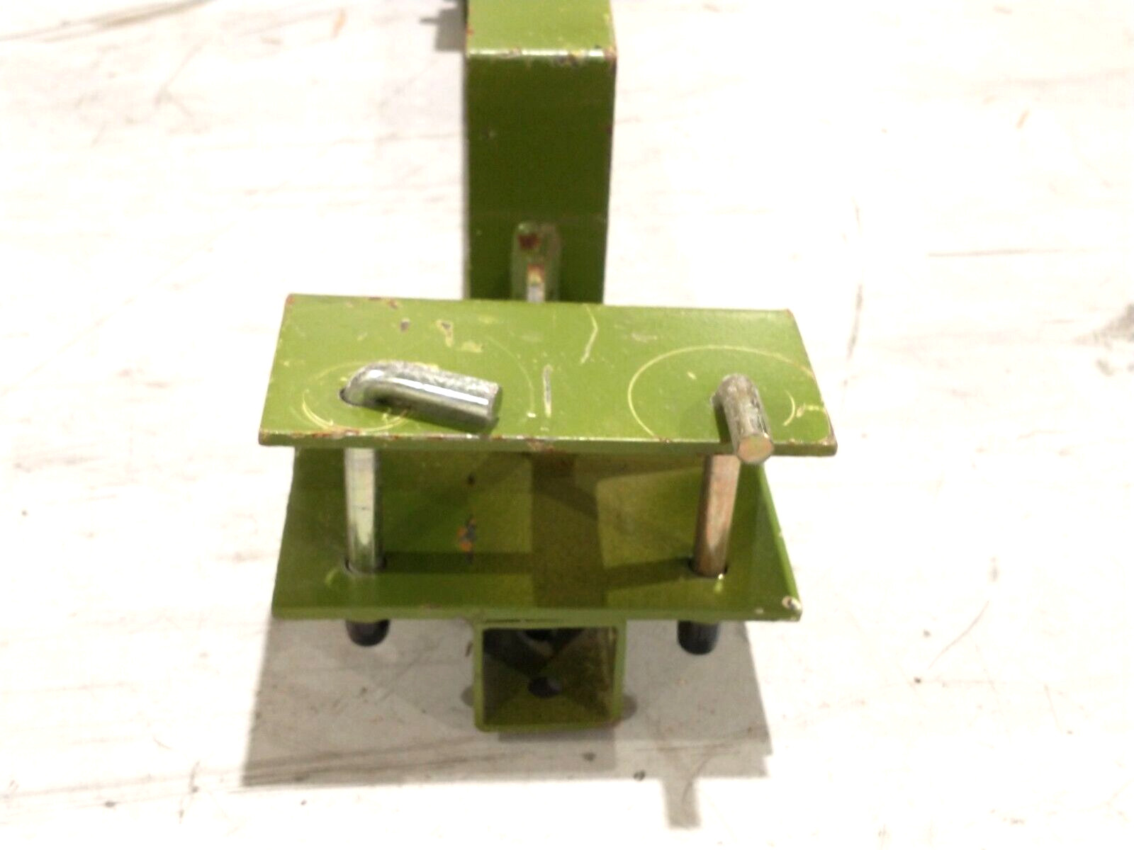 Swing-Lo SL-64D Side Mount Parapet Ladder Clamp