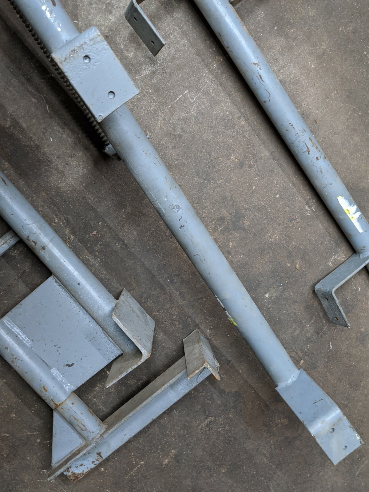 3x Scaffolding Jacks – vintage ladder roofing level hanging
