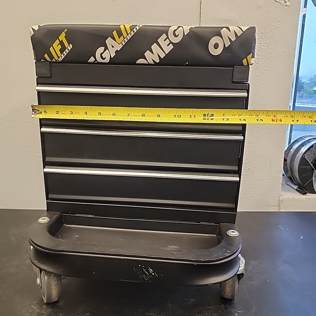 Omega Lift 92450 Rolling Mechanic Toolbox Creeper Seat 450 lb Capacity 3-Drawer