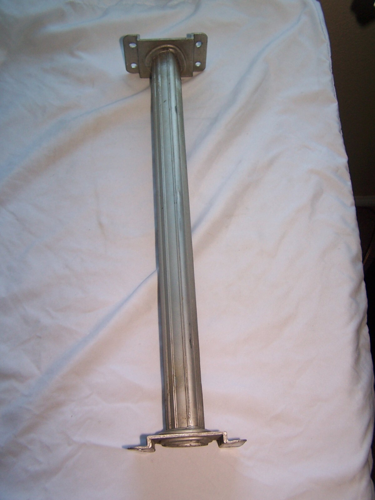 Werner Fiberglass / Aluminum Ladder – Replacement Aluminum D Rung 17 5/8 inch