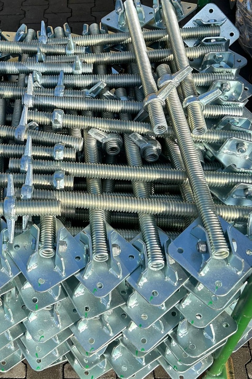 156 sqm scaffolding Shelărie Lešení aluminium scaffolding Alu-scaff 74 FAST…