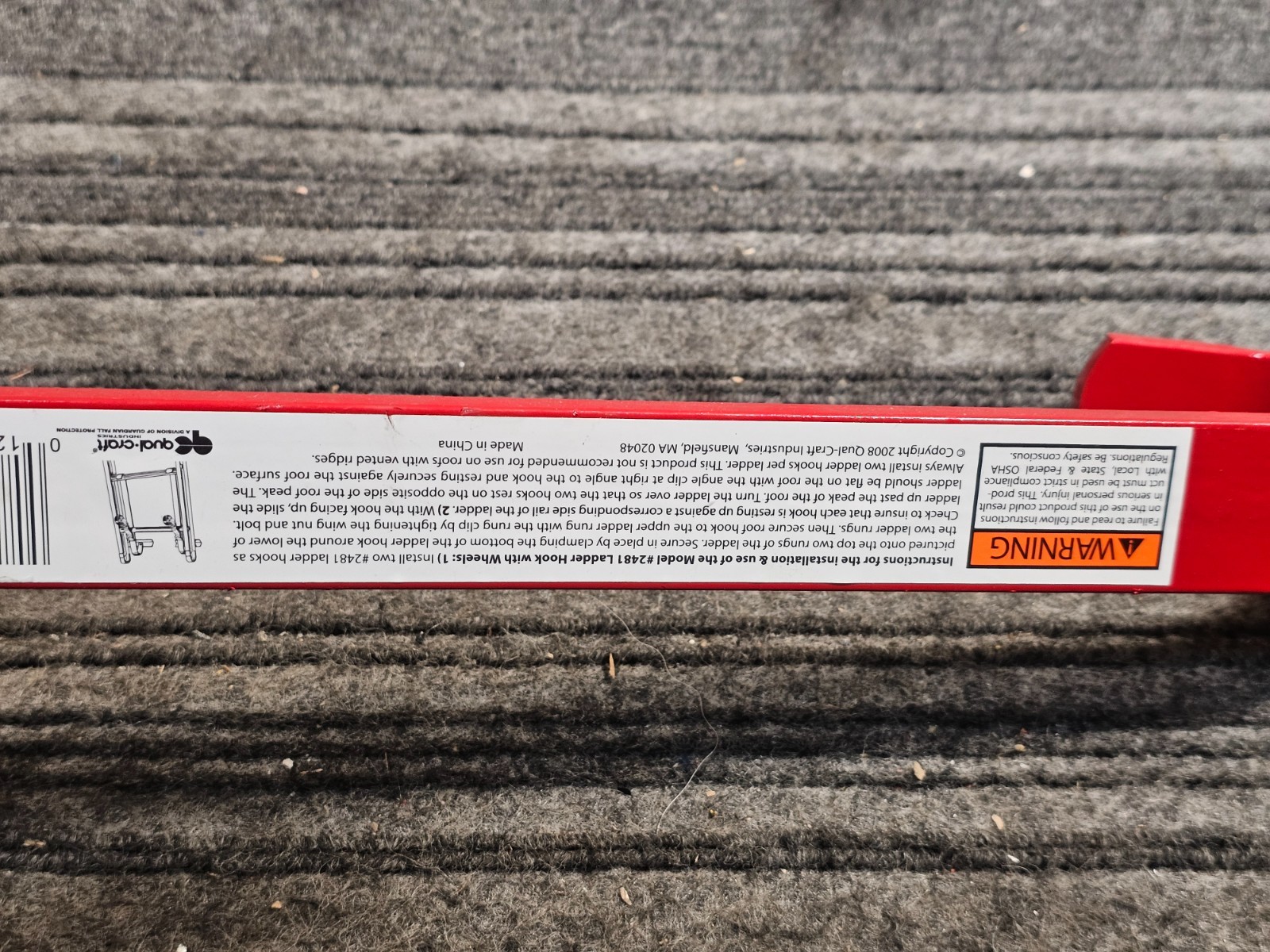(QTY 2) Qualcraft 2481 Steel Powder-Coated Red Weather-Resistant Ladder Hook