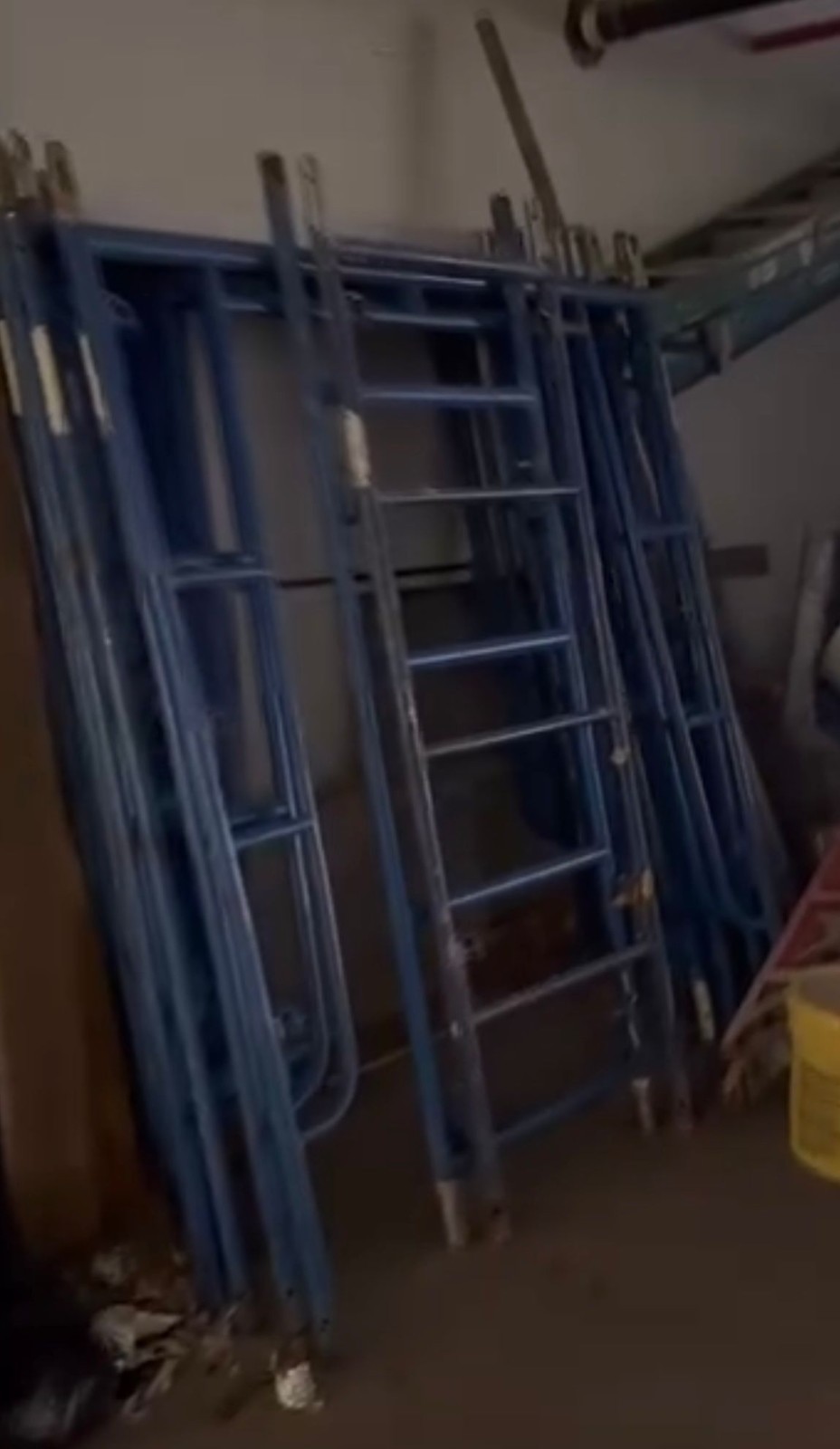 Blue Scaffolds – full description included