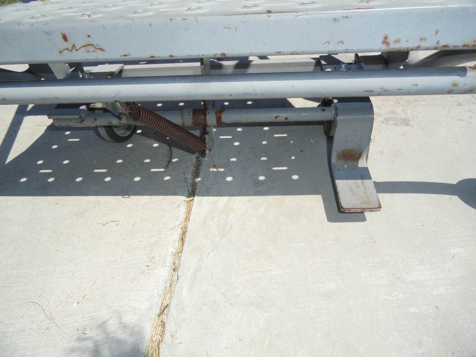 8 Step Steel Rolling Ladder Top Step W/ Handrails & Lock Step 9’3″