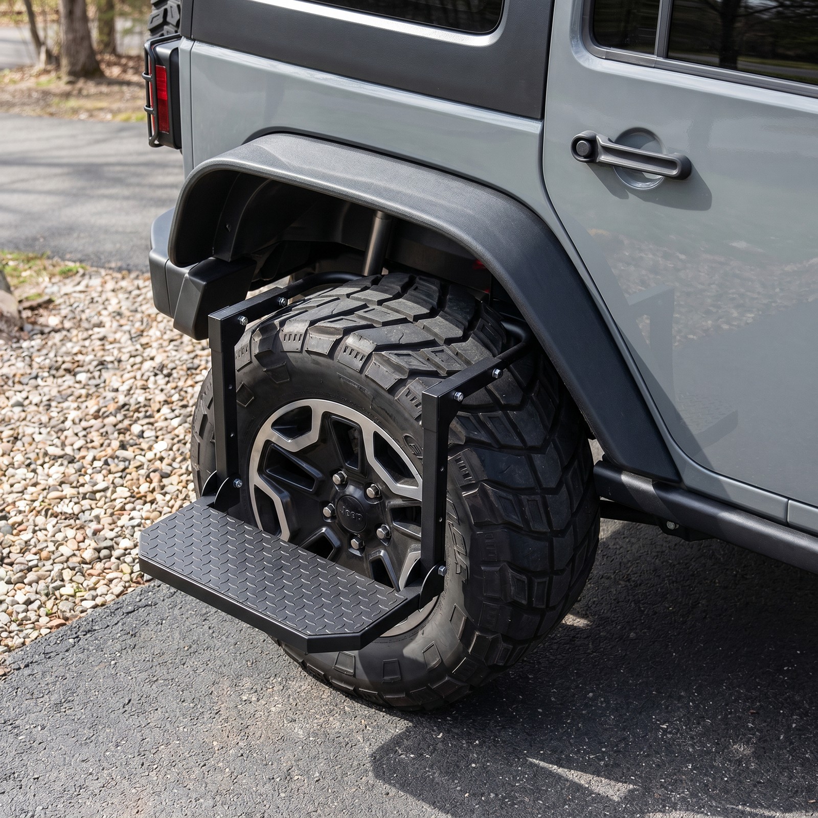 Folding Tire Mounted Step Side Step for Truck SUV&RV Fit Most 10.2-14.4in Tires