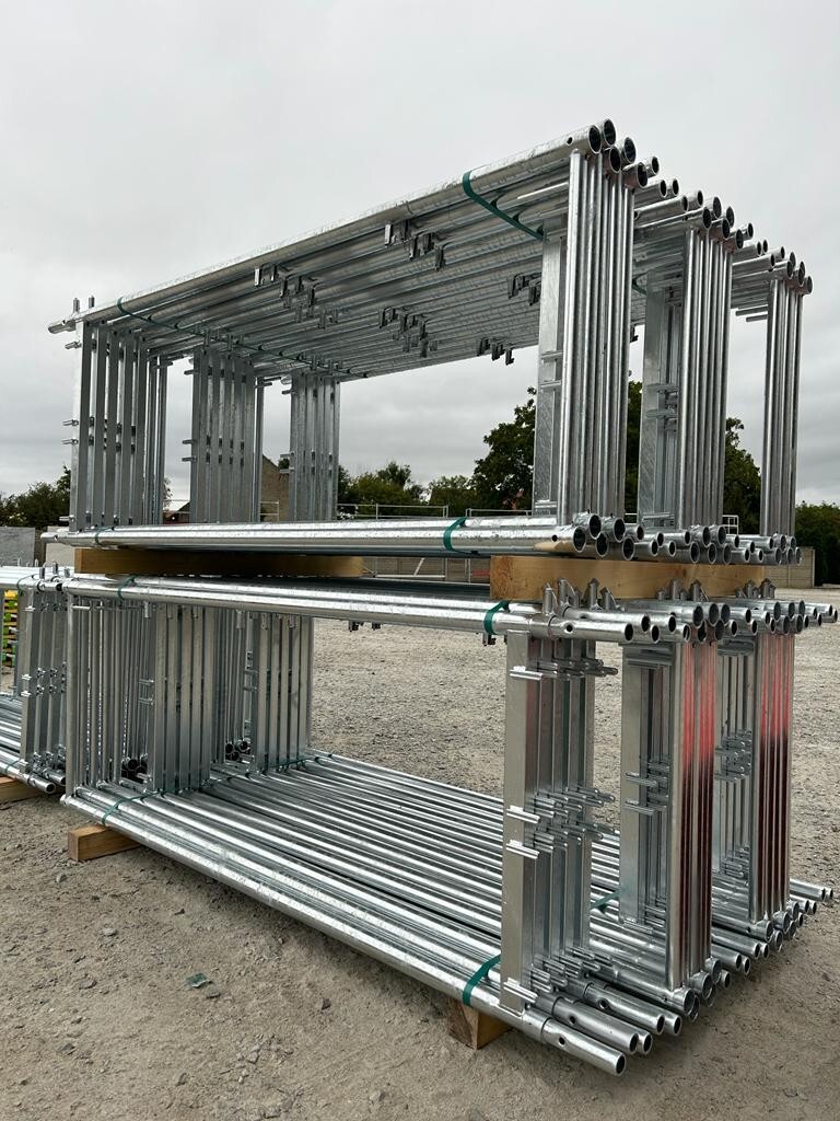 NEW 312 m² no used steel scaffolding Scaff 74 Skele